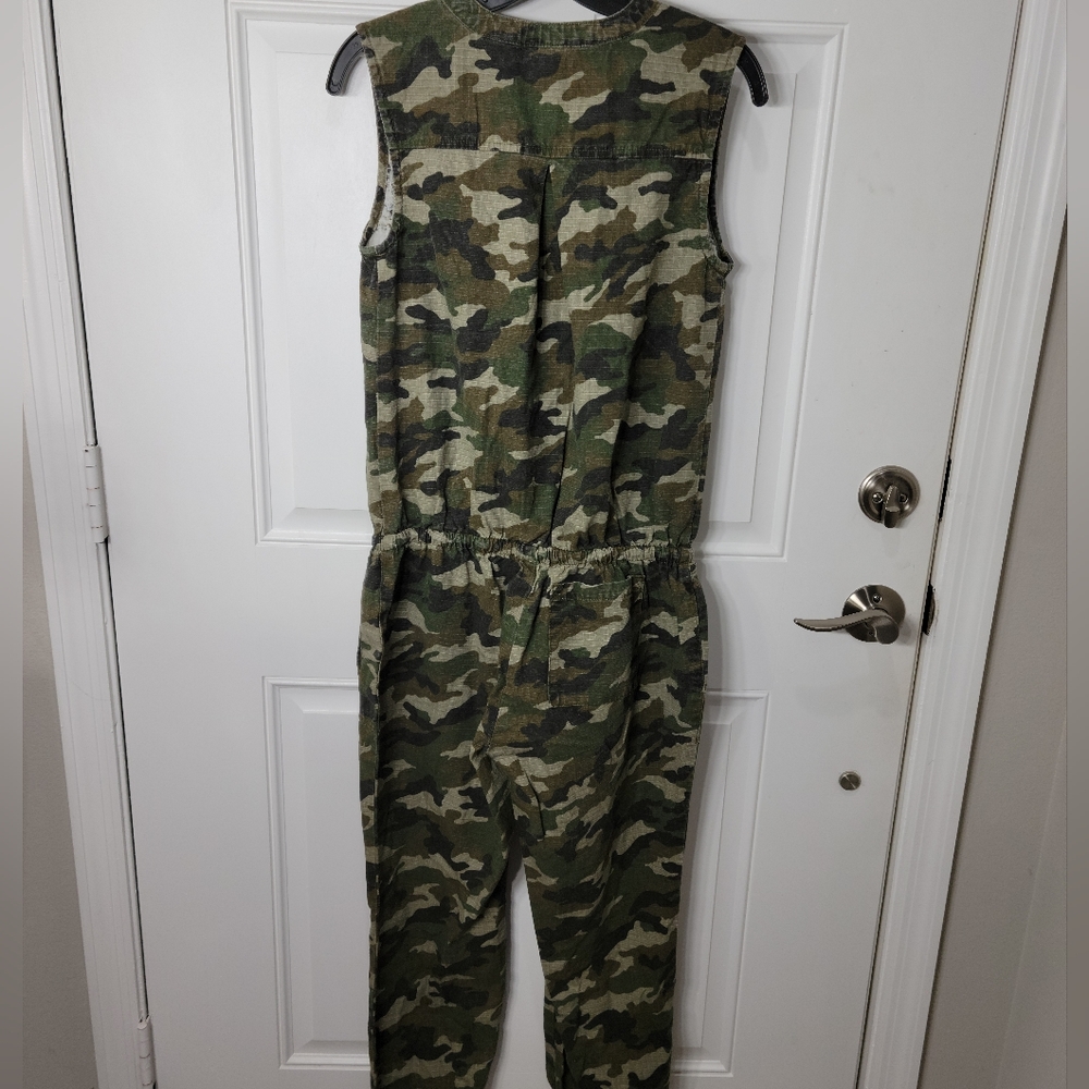 Camouflage Jumpsuit Size Small - image 4